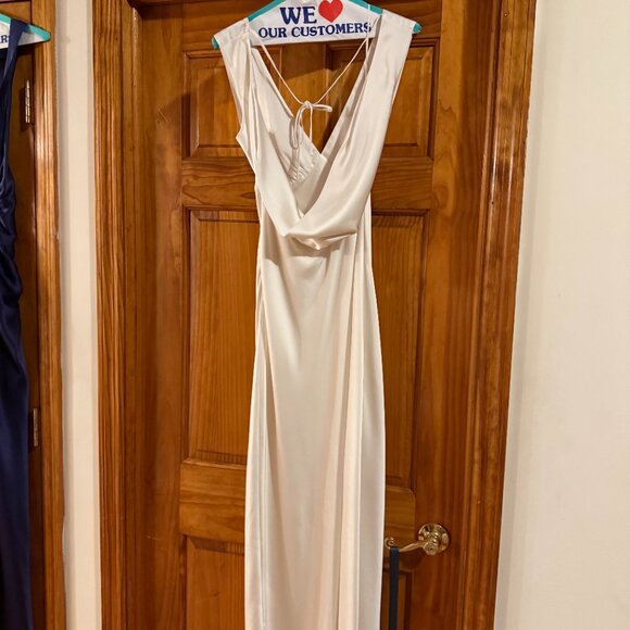 Abercrombie & Fitch Plunge Cowl Back Maxi Dress (White) - Picture 8 of 9